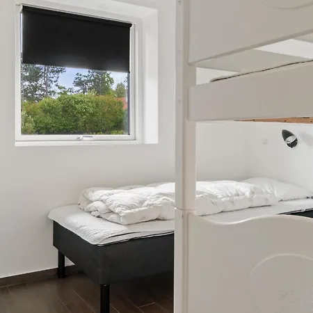 3 Bedroom Awesome In Holbaek * Kisserup