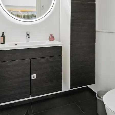 3 Bedroom Awesome In Holbaek