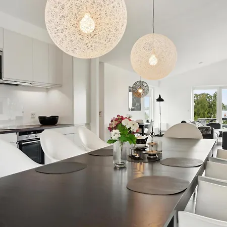 Stunning Home In Holbaek With Sauna Vakantiehuis *