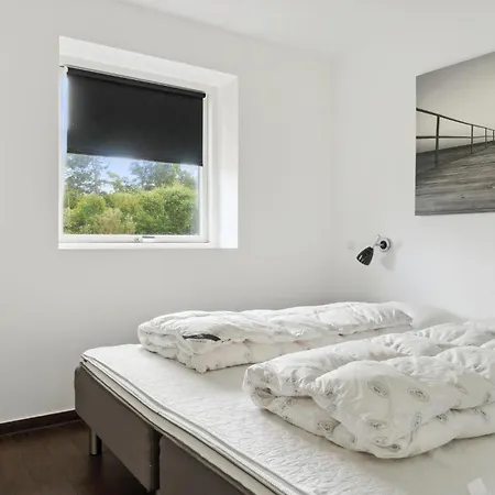 Stunning Home In Holbaek With Sauna Vakantiehuis Holbæk