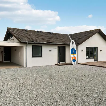 3 Bedroom Awesome In Holbaek Kisserup